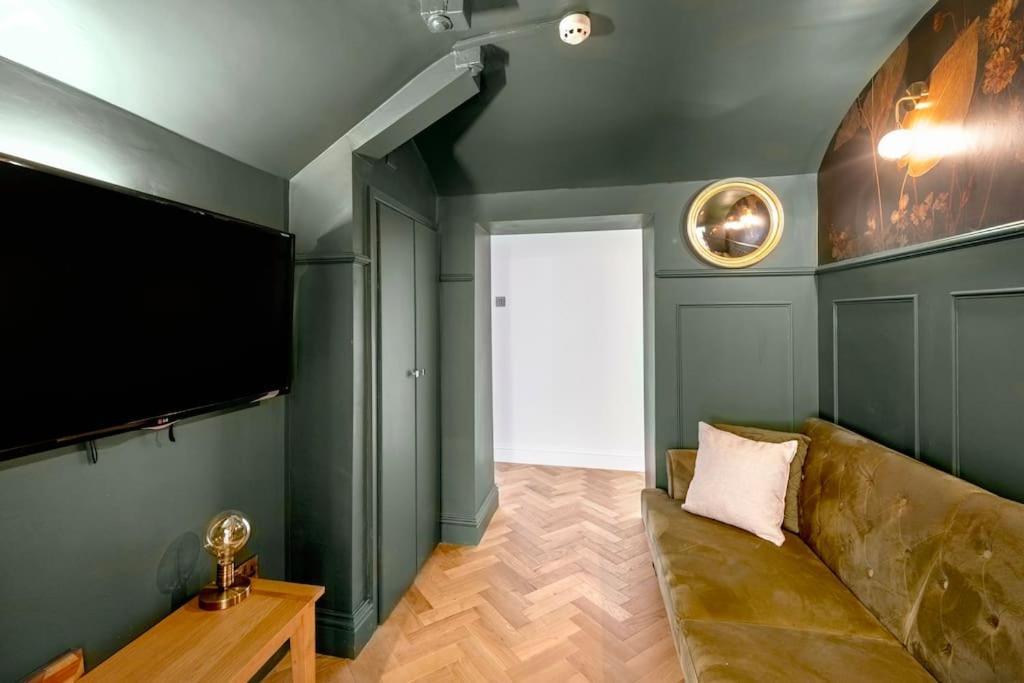 Spacious Apartment - 5 Minutes Walk To Bath Abbey Zewnętrze zdjęcie